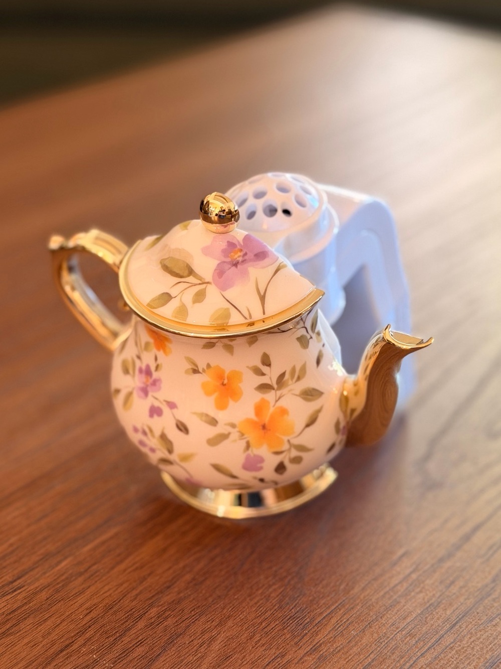 Bath & Body Works Floral Teapot Wallflower Fragrance Plug Diffuser